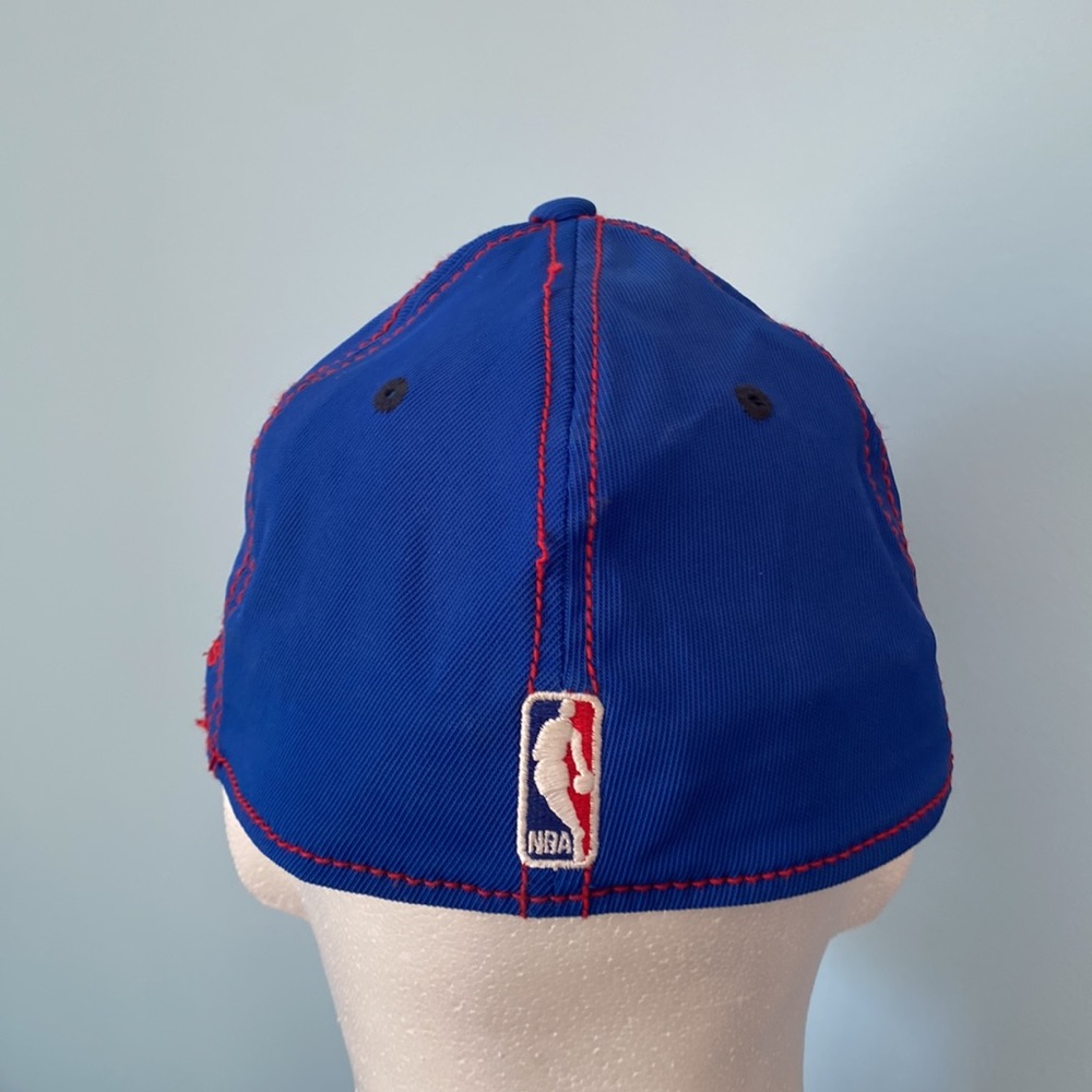 Adidas NBA Detroit Pistons Large/XL Embroidered Hat - Picture 4 of 8
